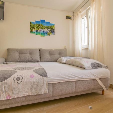 Studio Apartman Monika Hotel Baska Voda Luaran gambar