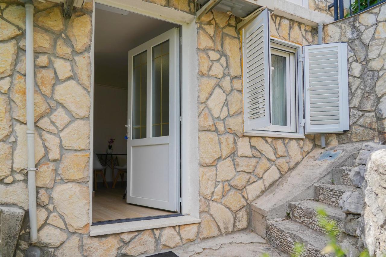 Studio Apartman Monika Hotel Baska Voda Luaran gambar