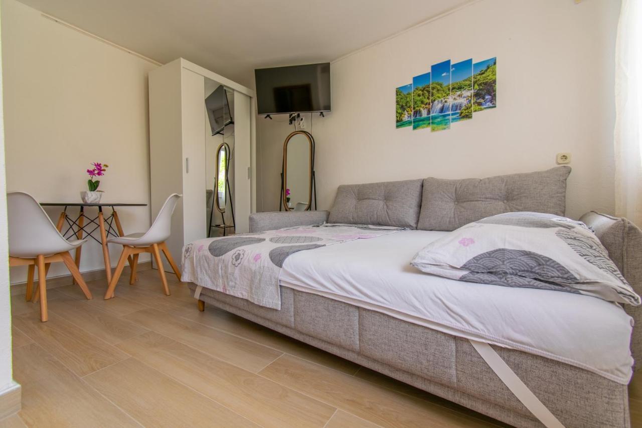 Studio Apartman Monika Hotel Baska Voda Luaran gambar